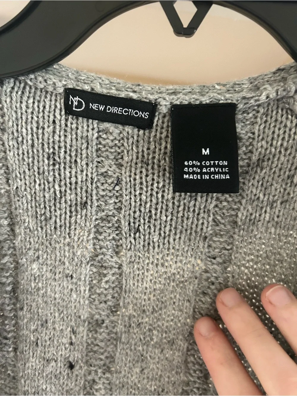 new directions Cable-Knit Gray Button Down Size Medium Short-Sleeve Cardigan